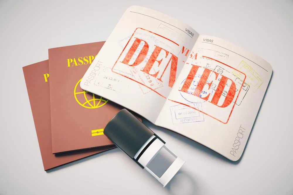 forgery-attempt-foiled-man-tried-to-enter-greece-with-fake-visa forgery-attempt-foiled-man-tried-to-enter-greece-with-fake-visa