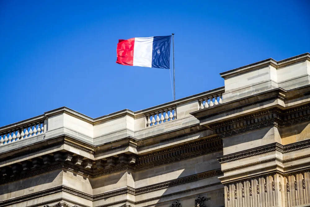france-ends-visa-exemption-for-algerian-diplomats