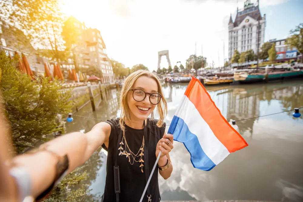 top-5-nationalities-receiving-the-most-visas-from-the-netherlands-in-2024