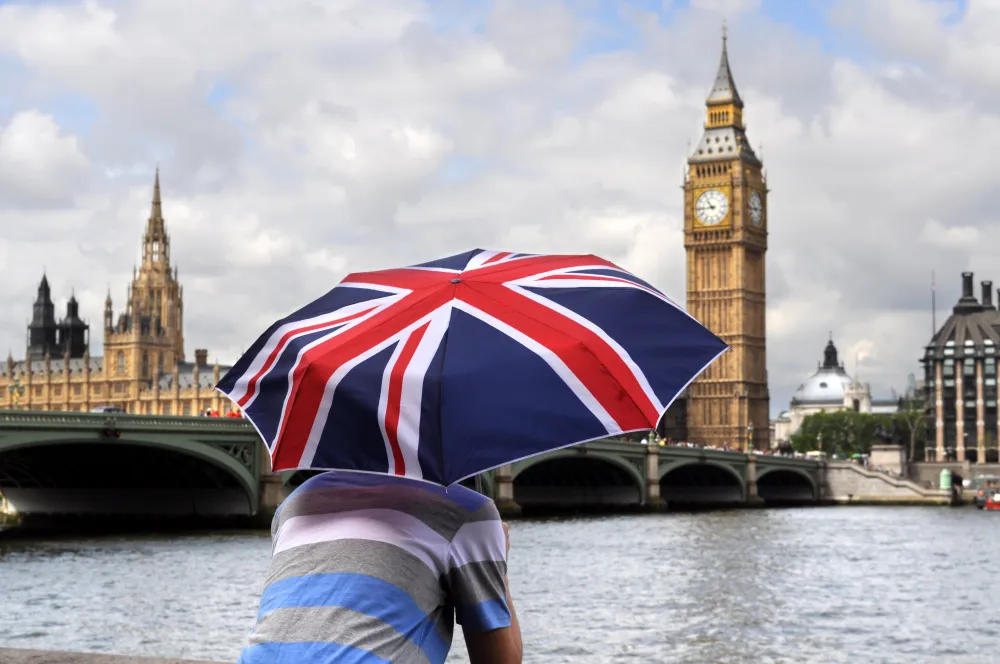 uk-to-require-over-10-years-residence-for-eu-migrants-seeking-settlement.jpg