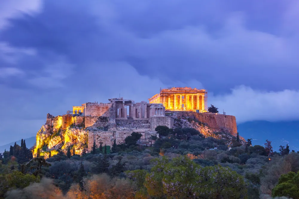 golden-visa-demand-falls-in-greece-april-2025-figures-revealed golden-visa-demand-falls-in-greece-april-2025-figures-revealed