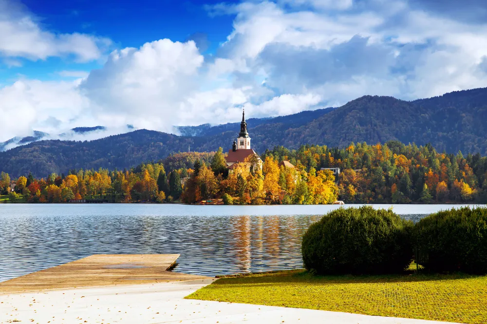 new-digital-nomad-visa-set-for-launch-in-slovenia-by-november-2025 new-digital-nomad-visa-set-for-launch-in-slovenia-by-november-2025